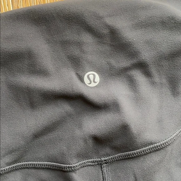 LULULEMON Align (6) HR legging 28” (black/BLK) - Picture 4 of 16